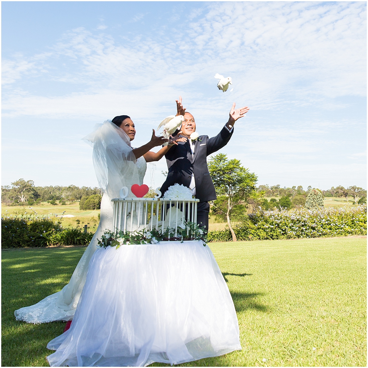 Sydney Wedding Photographer, Doves, Wedding Day Doves